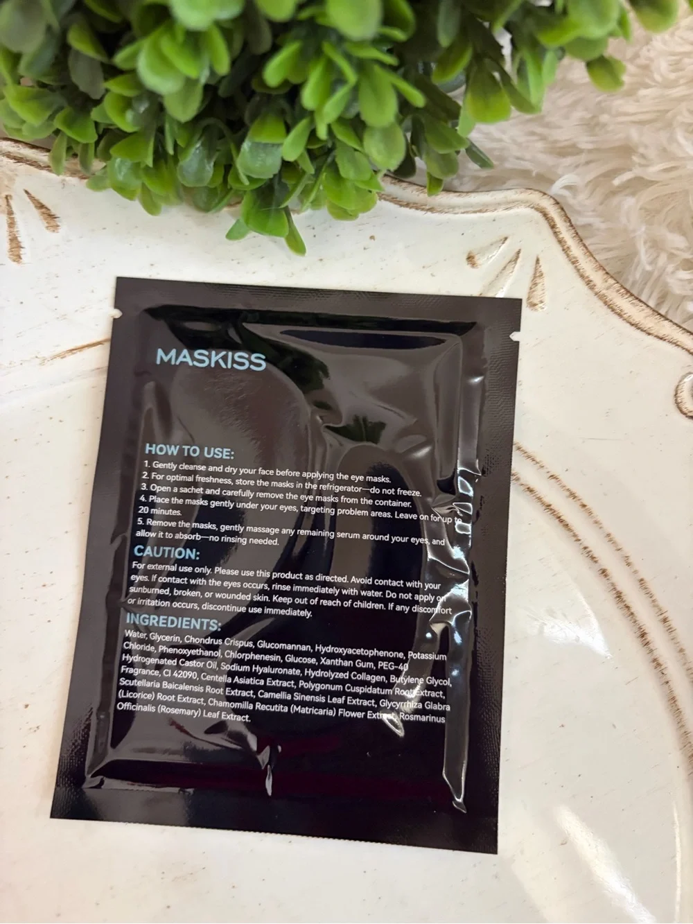 Hyaluronic Acid Eye Mask - Smoothing & Cooling/  free with purchase